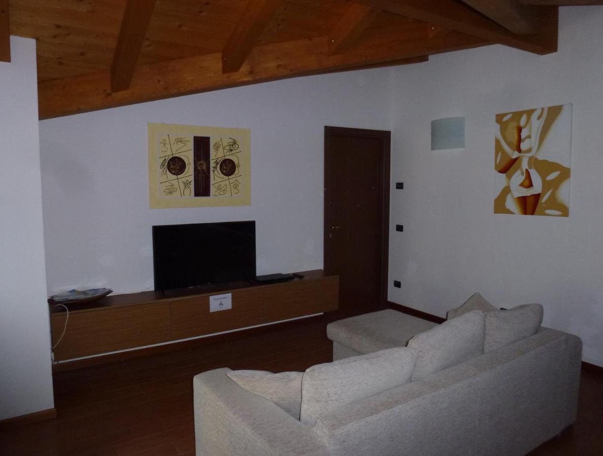 Casa Marck Apartman Maccagno Kültér fotó